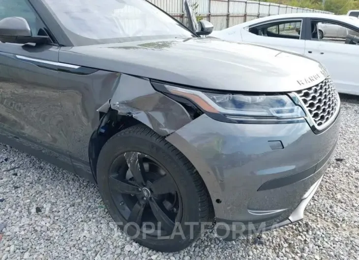 LAND ROVER RANGE ROVER VELAR 2019 vin SALYB2EX2KA216307 from auto auction Iaai