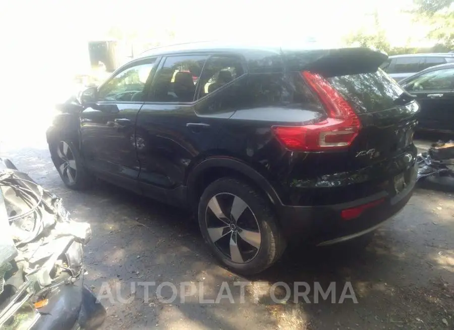 VOLVO XC40 2020 vin YV4162UK4L2289996 from auto auction Iaai