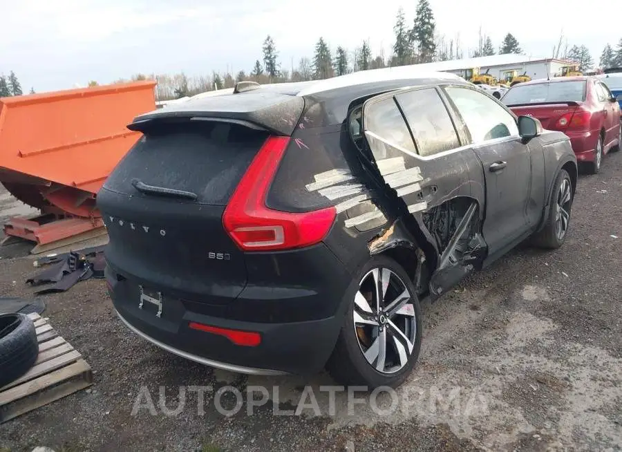 VOLVO XC40 2023 vin YV4L12UA7P2055940 from auto auction Iaai