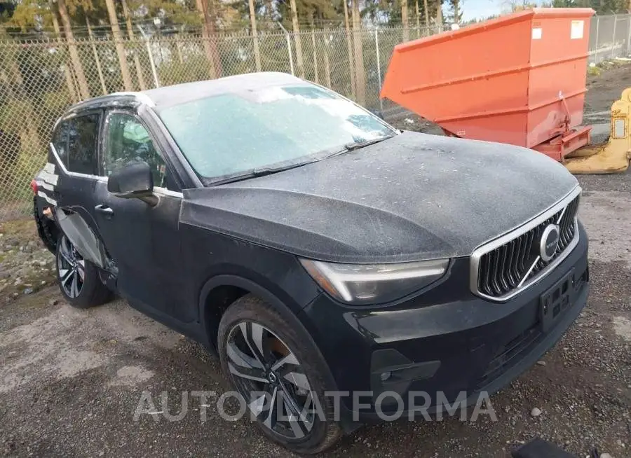 VOLVO XC40 2023 vin YV4L12UA7P2055940 from auto auction Iaai