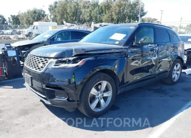 LAND ROVER RANGE ROVER VELAR 2018 vin SALYB2RX2JA777115 from auto auction Iaai