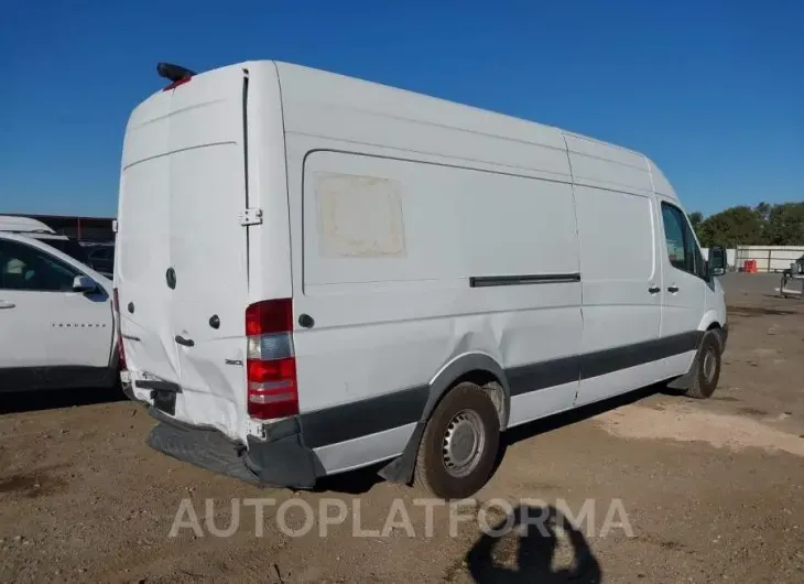 MERCEDES-BENZ SPRINTER 2500 2018 vin WD3PE8CDXJP585962 from auto auction Iaai