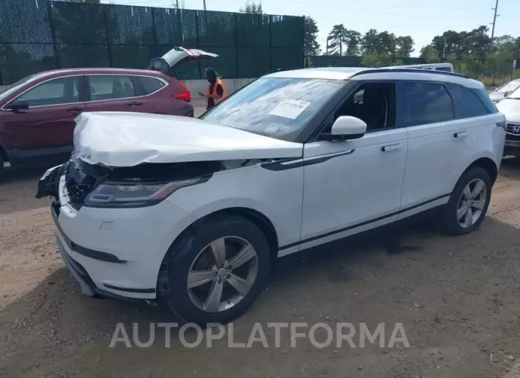 LAND ROVER RANGE ROVER VELAR 2018 vin SALYB2RX2JA775154 from auto auction Iaai