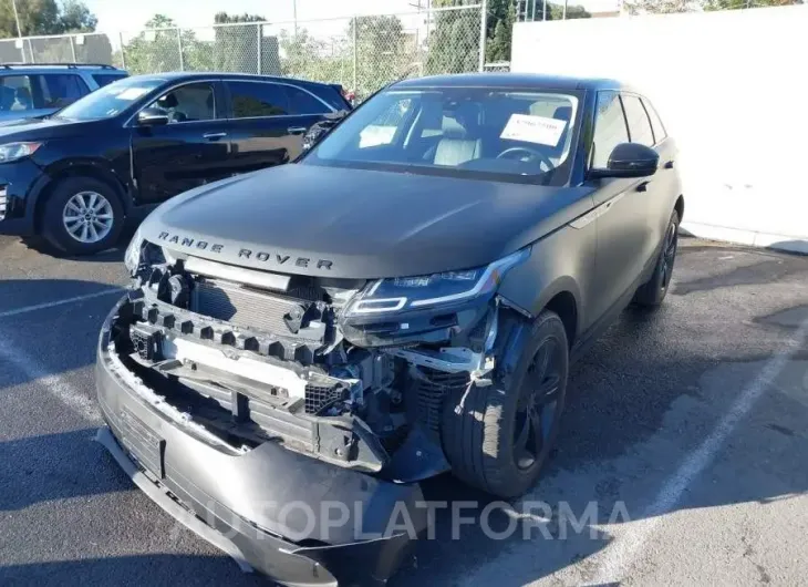 LAND ROVER RANGE ROVER VELAR 2019 vin SALYB2EX3KA793427 from auto auction Iaai