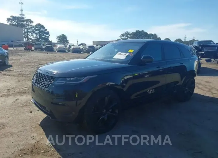 LAND ROVER RANGE ROVER VELAR 2019 vin SALYB2EXXKA796129 from auto auction Iaai