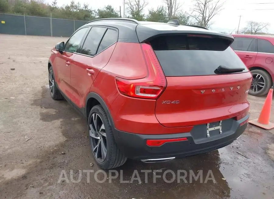 VOLVO XC40 2019 vin YV4162UM5K2089323 from auto auction Iaai