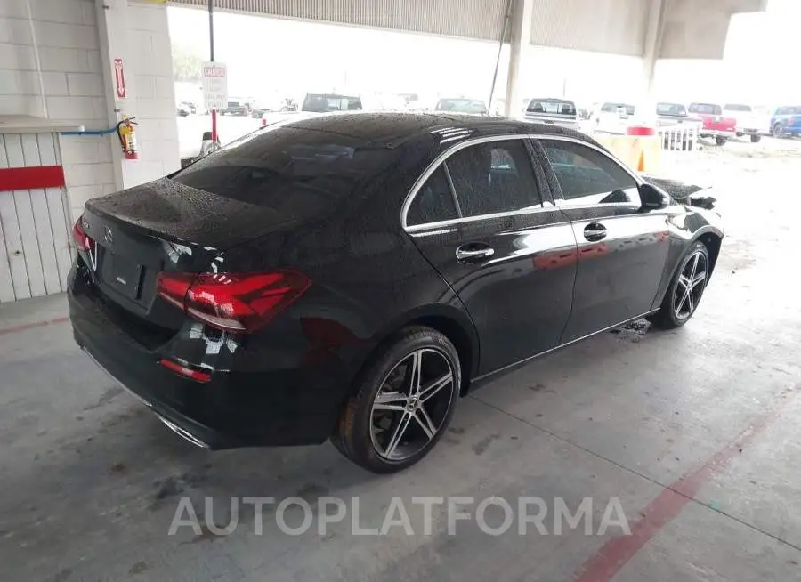 MERCEDES-BENZ A 220 2021 vin W1K3G4EB7MJ304930 from auto auction Iaai