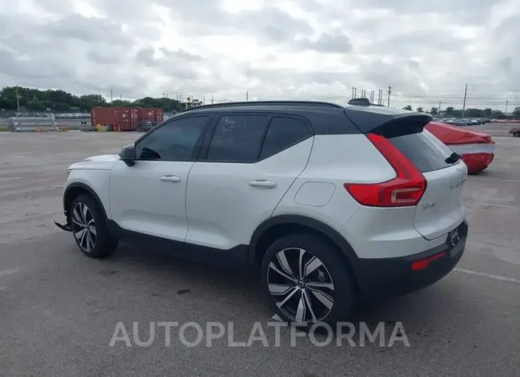 VOLVO XC40 RECHARGE PURE ELECTRIC 2022 vin YV4ED3UR4N2652665 from auto auction Iaai