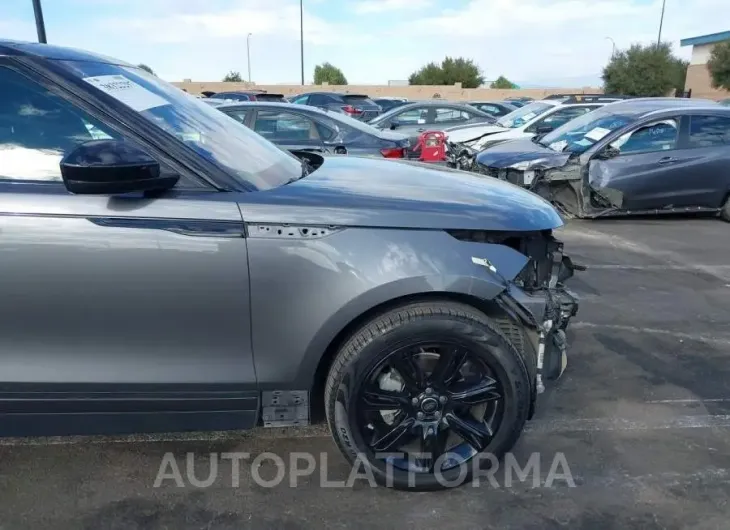 LAND ROVER RANGE ROVER VELAR 2018 vin SALYB2RX5JA750202 from auto auction Iaai