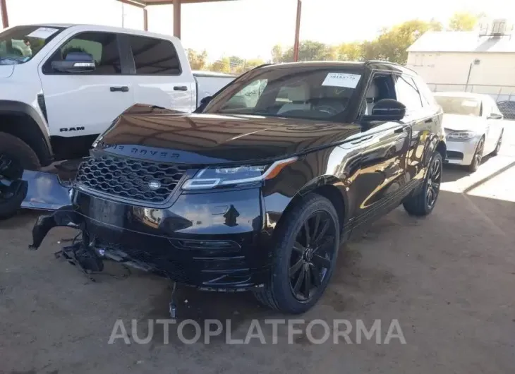 LAND ROVER RANGE ROVER VELAR 2019 vin SALYL2FV5KA226100 from auto auction Iaai