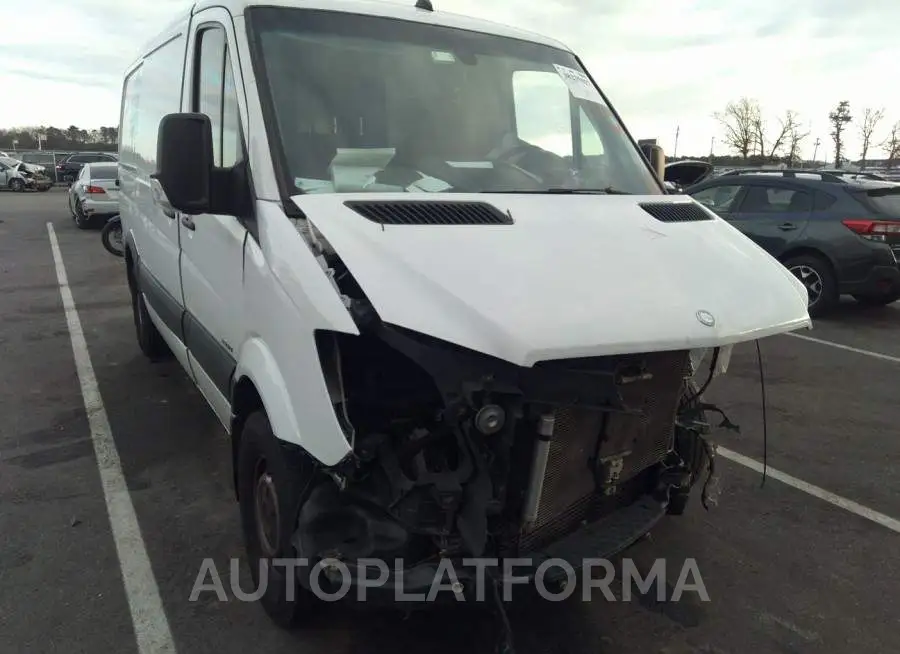 MERCEDES-BENZ SPRINTER 2500 2015 vin WD3PE7DC3FP163099 from auto auction Iaai