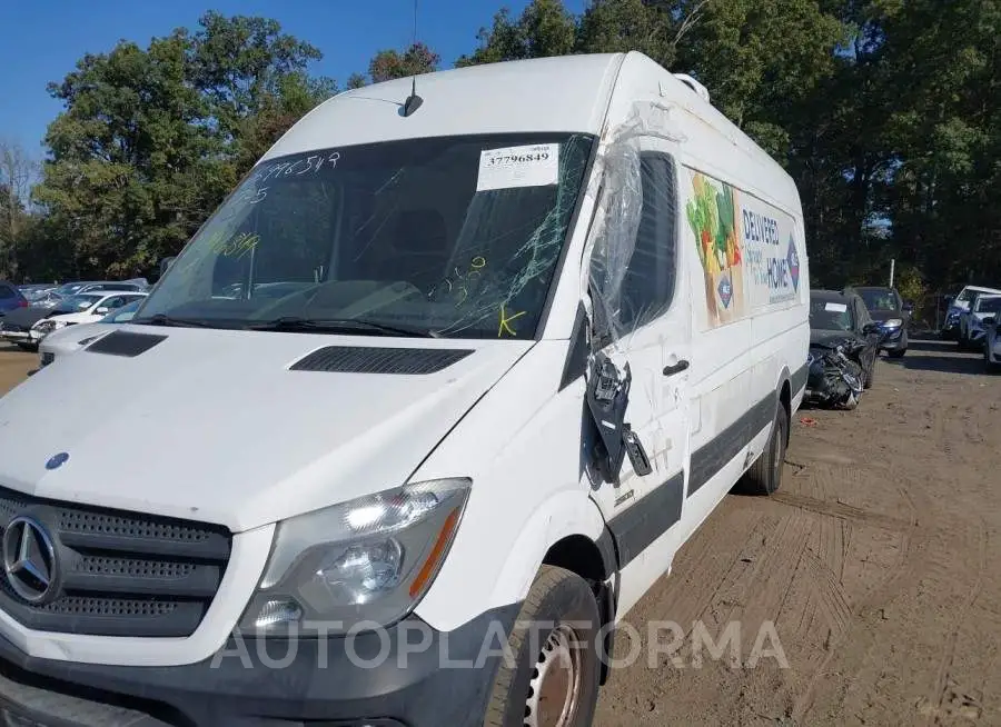 MERCEDES-BENZ SPRINTER 2500 2015 vin WD3PE8CC9FP119180 from auto auction Iaai