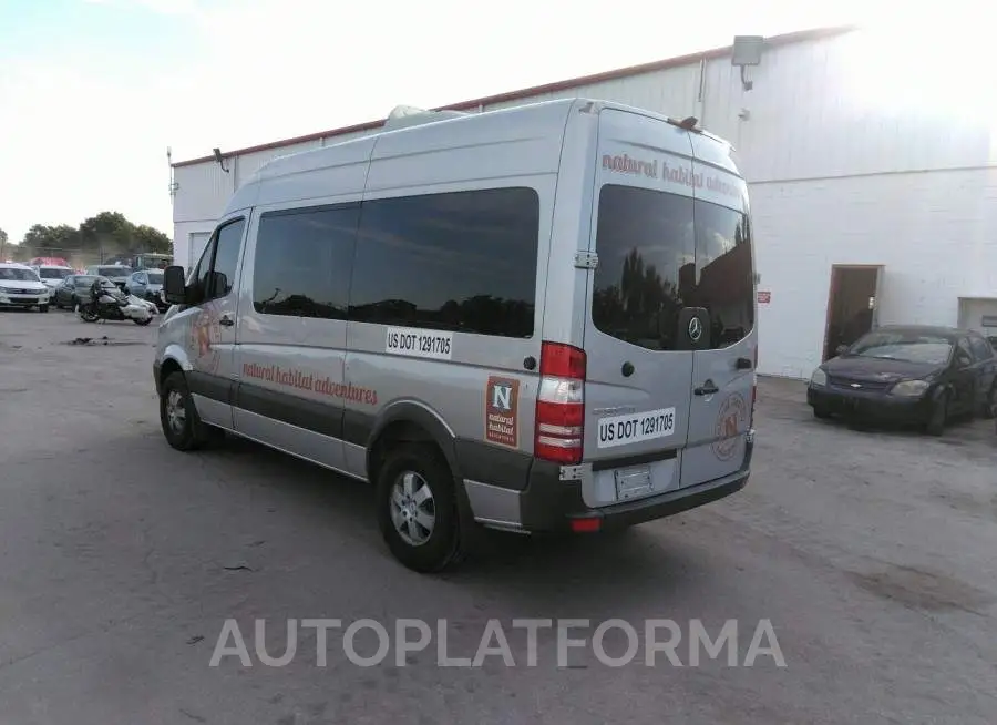 MERCEDES-BENZ SPRINTER 2500 2015 vin WDZPE7DC4FP149038 from auto auction Iaai