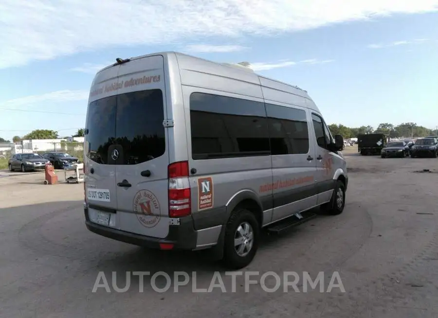 MERCEDES-BENZ SPRINTER 2500 2015 vin WDZPE7DC4FP149038 from auto auction Iaai