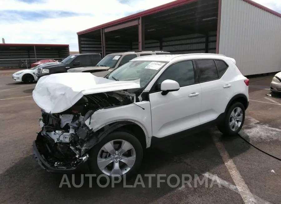 VOLVO XC40 2020 vin YV4162UK2L2267639 from auto auction Iaai