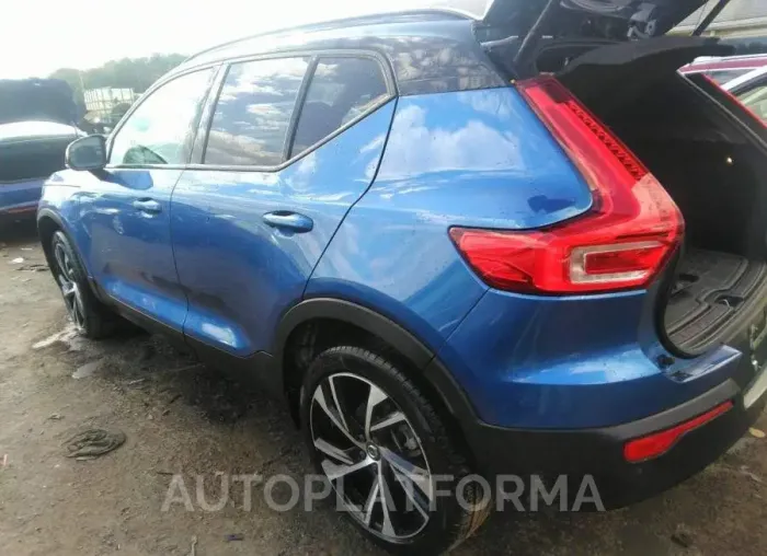 VOLVO XC40 2021 vin YV4162UM1M2488216 from auto auction Iaai