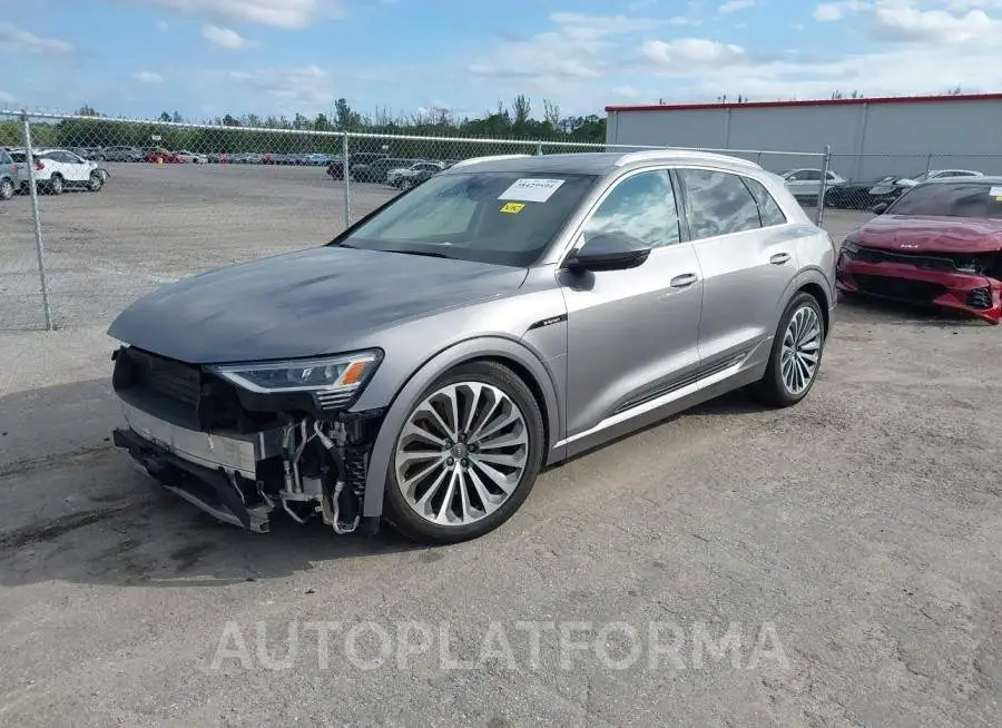 AUDI E-TRON 2019 vin WA1VABGE9KB011113 from auto auction Iaai