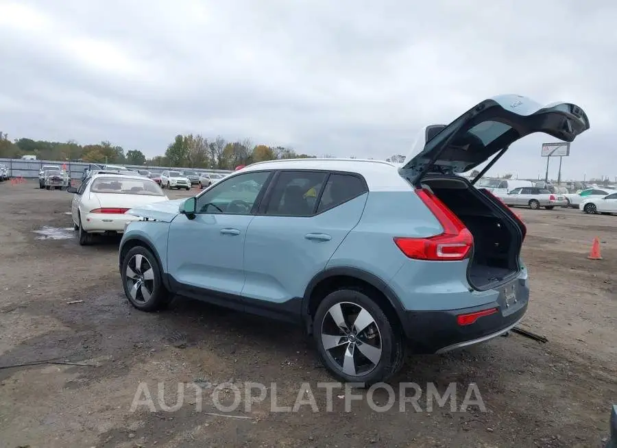 VOLVO XC40 2019 vin YV4162UK4K2146951 from auto auction Iaai