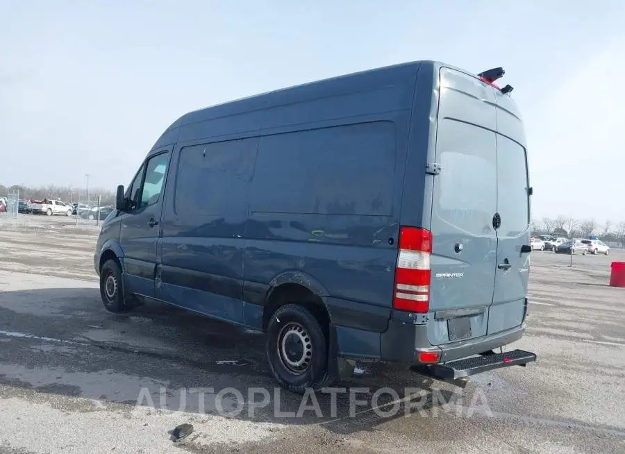 MERCEDES-BENZ SPRINTER 2500 2018 vin WD3PE7CD1JP631799 from auto auction Iaai