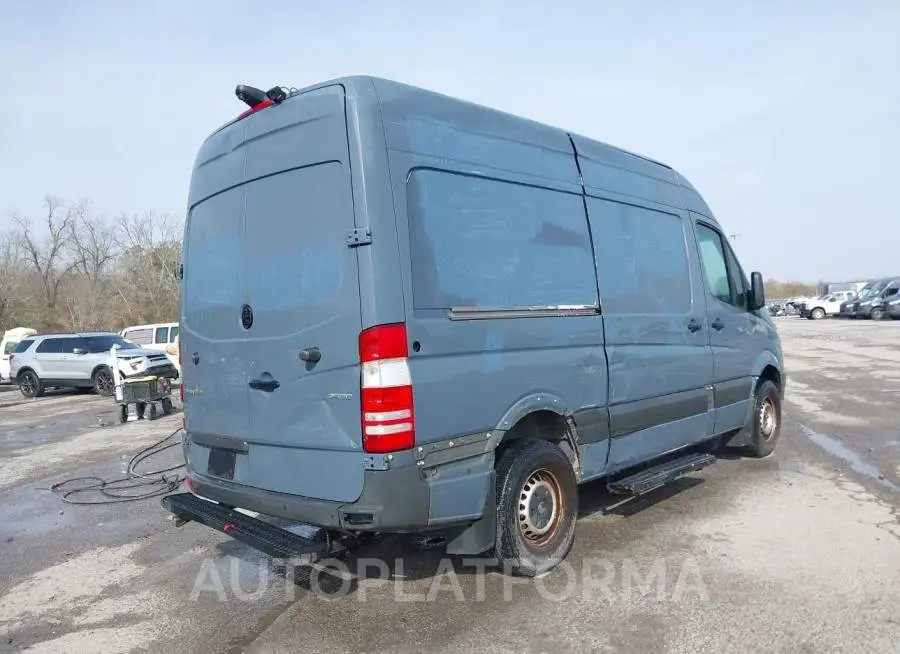 MERCEDES-BENZ SPRINTER 2500 2018 vin WD3PE7CD1JP631799 from auto auction Iaai