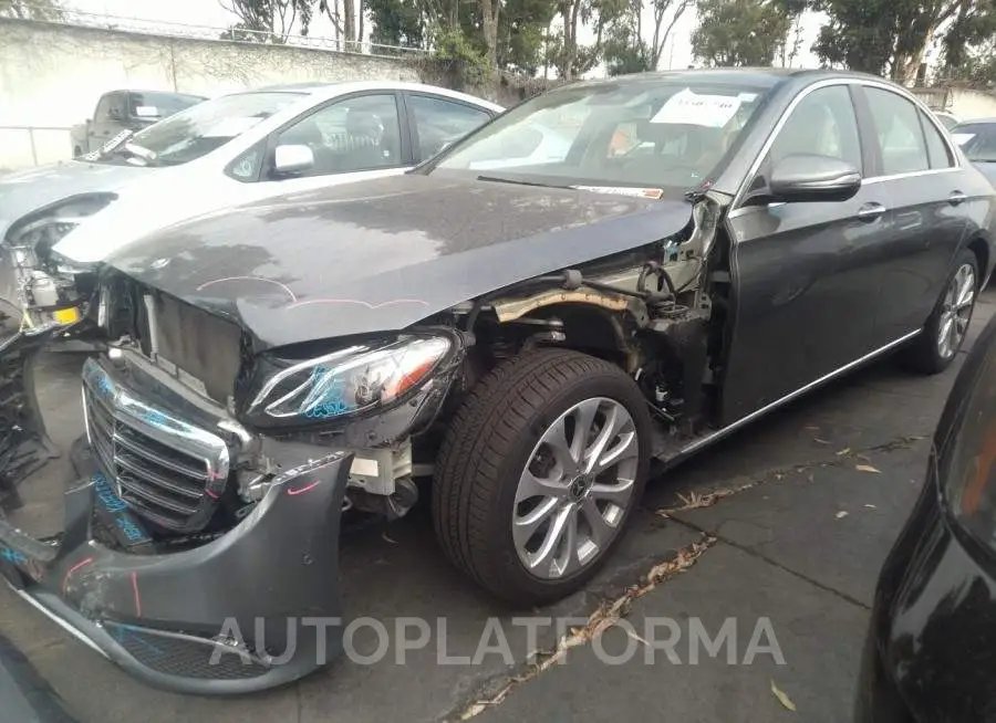 MERCEDES-BENZ E-CLASS 2018 vin WDDZF4JB1JA367570 from auto auction Iaai