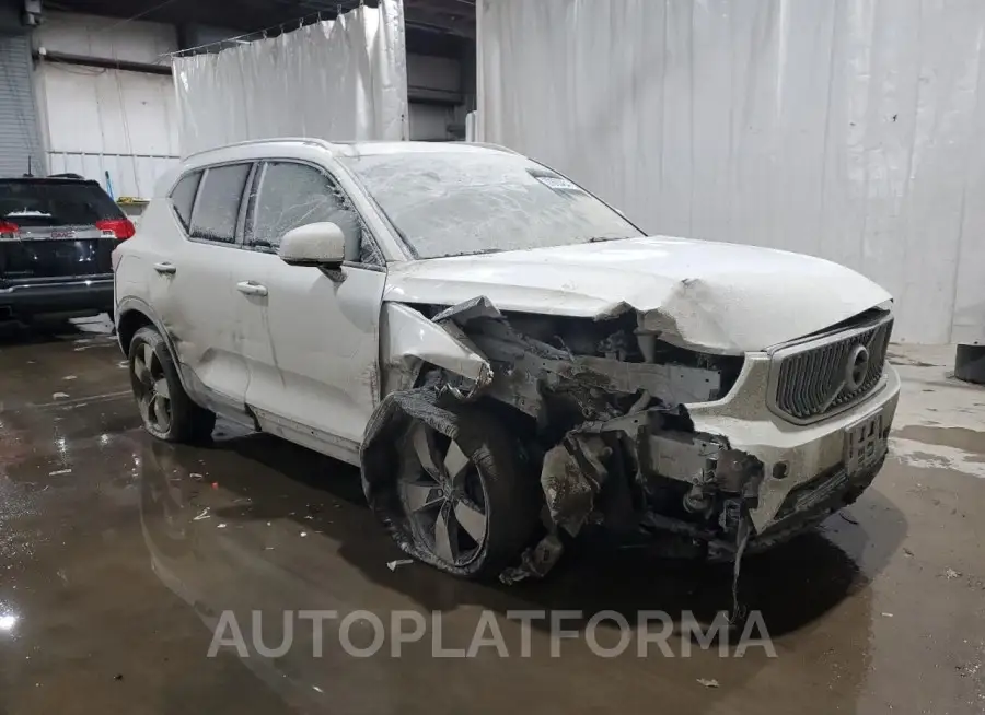 VOLVO XC40 T5 MO 2020 vin YV4162UK5L2279946 from auto auction Copart