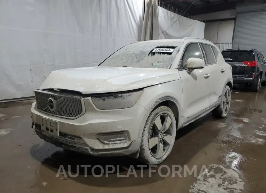 VOLVO XC40 T5 MO 2020 vin YV4162UK5L2279946 from auto auction Copart