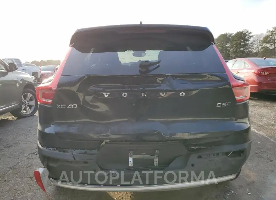 VOLVO XC40 PLUS 2023 vin YV4L12UE4P2941264 from auto auction Copart