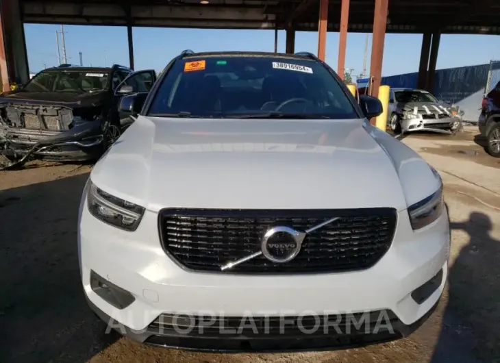 VOLVO XC40 T5 R- 2021 vin YV4162UM9M2435733 from auto auction Copart