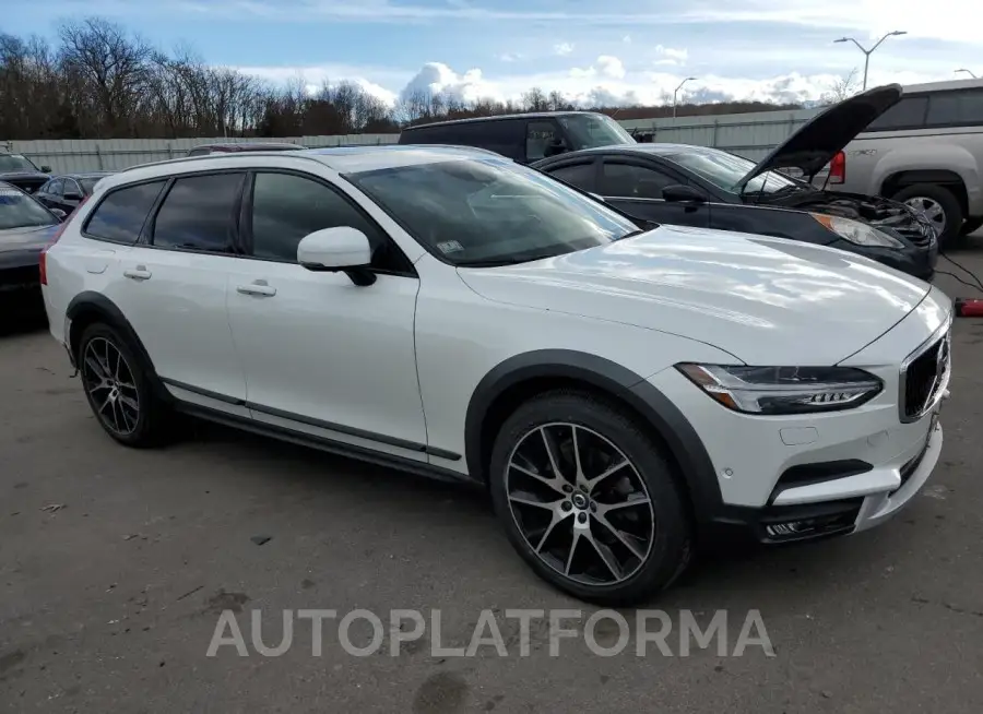 VOLVO V90 CROSS 2019 vin YV4A22NL3K1079199 from auto auction Copart