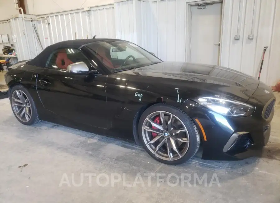 BMW Z4 M40I 2021 vin WBAHF9C02MWX15847 from auto auction Copart