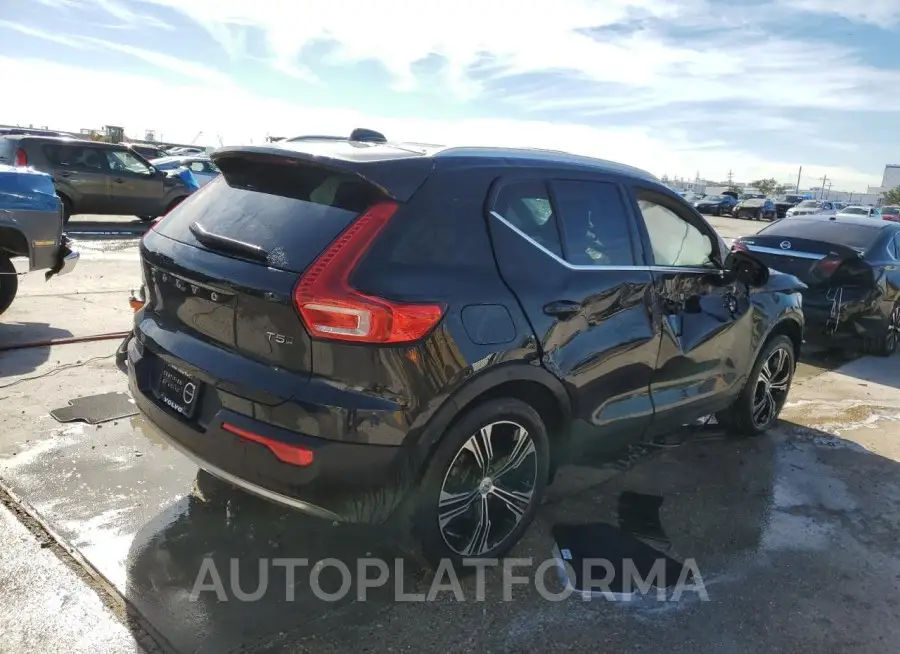 VOLVO XC40 T5 IN 2021 vin YV4162UL5M2478425 from auto auction Copart