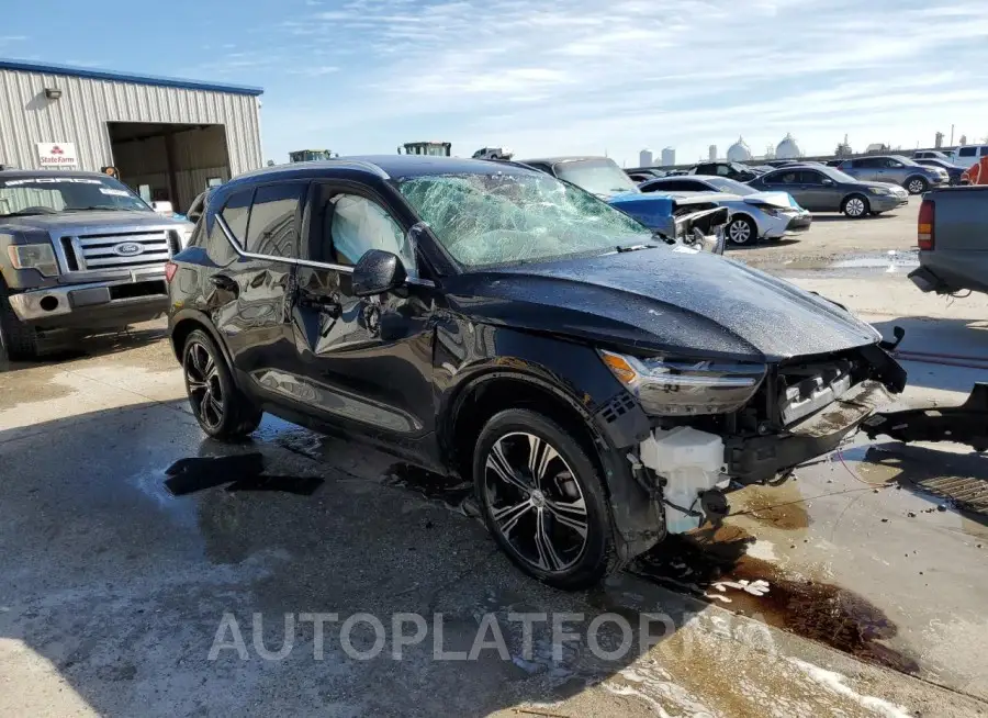 VOLVO XC40 T5 IN 2021 vin YV4162UL5M2478425 from auto auction Copart