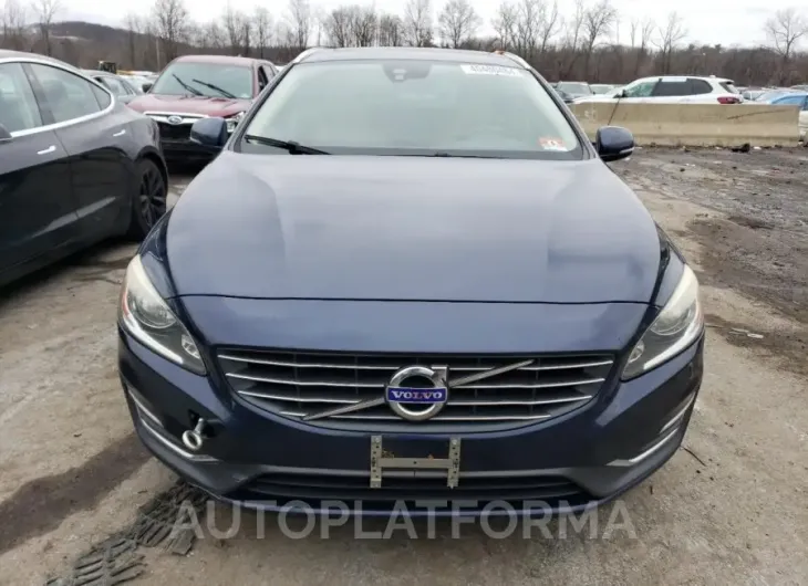 VOLVO V60 2015 vin YV1612SK0F1231186 from auto auction Copart