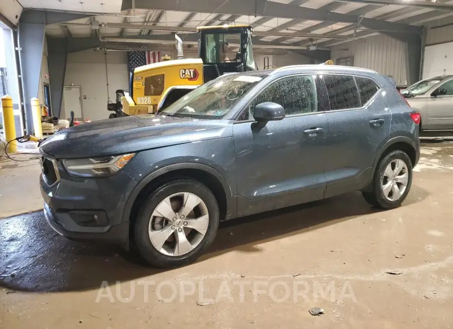 VOLVO XC40 T5 MO 2021 vin YV4162UK4M2425027 from auto auction Copart