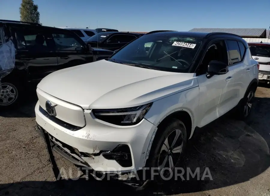 VOLVO XC40 RECHA 2023 vin YV4ED3UL8P2106322 from auto auction Copart