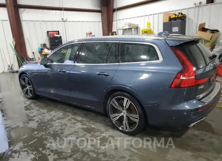 VOLVO V60 T5 INS 2020 vin YV1102EL1L2371772 from auto auction Copart