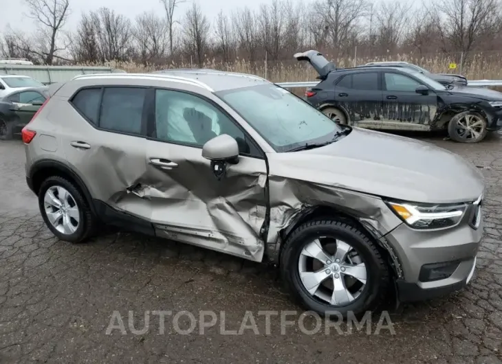 VOLVO XC40 T4 MO 2022 vin YV4AC2HK1N2761481 from auto auction Copart