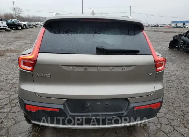 VOLVO XC40 T4 MO 2022 vin YV4AC2HK1N2761481 from auto auction Copart