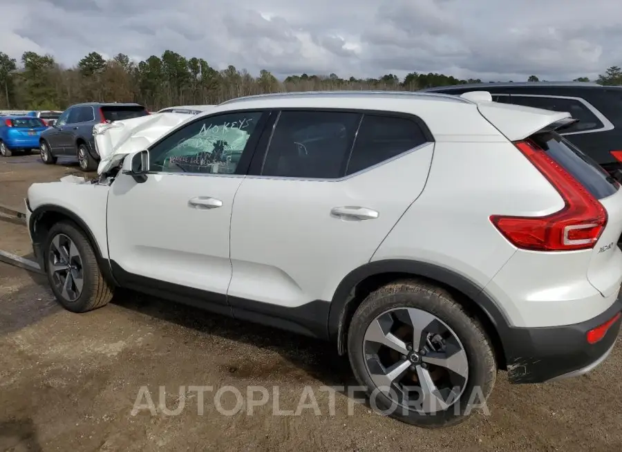 VOLVO XC40 PLUS 2023 vin YV4L12UN0P2051313 from auto auction Copart