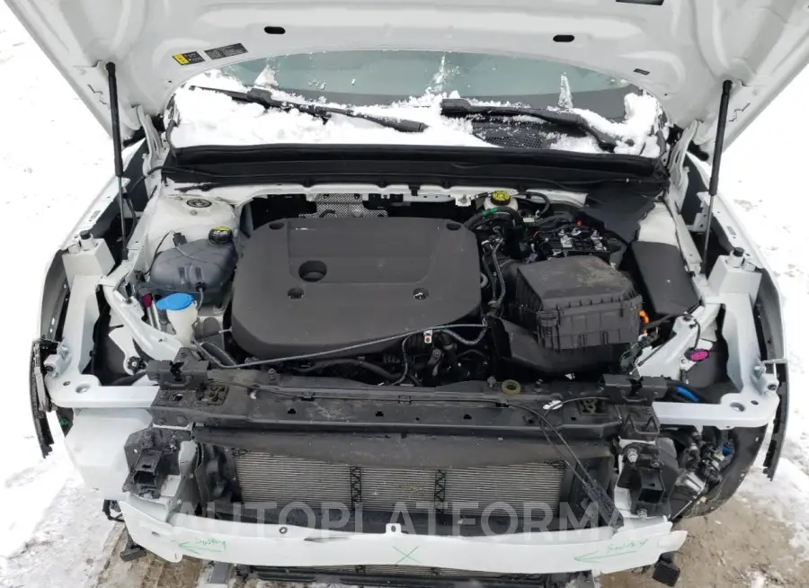 VOLVO XC40 PLUS 2023 vin YV4L12UW5P2910551 from auto auction Copart