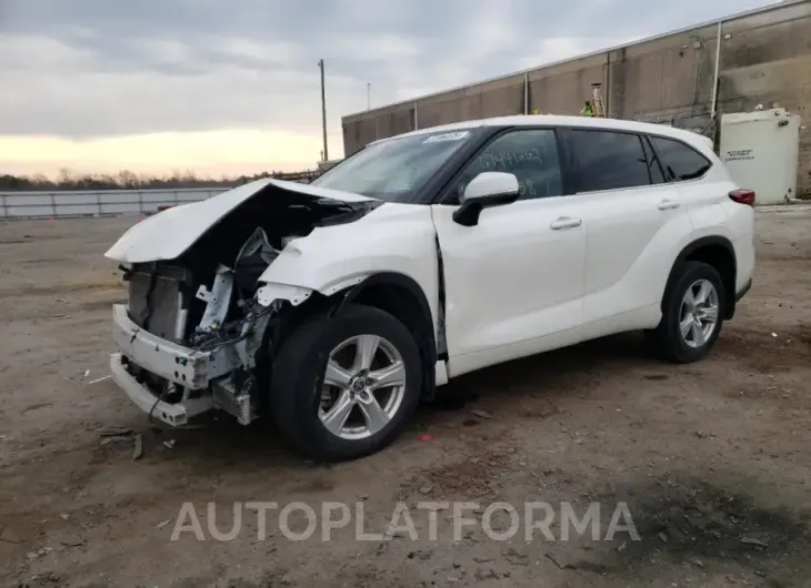 TOYOTA HIGHLANDER 2021 vin 5TDBZRBH8MS104695 from auto auction Copart