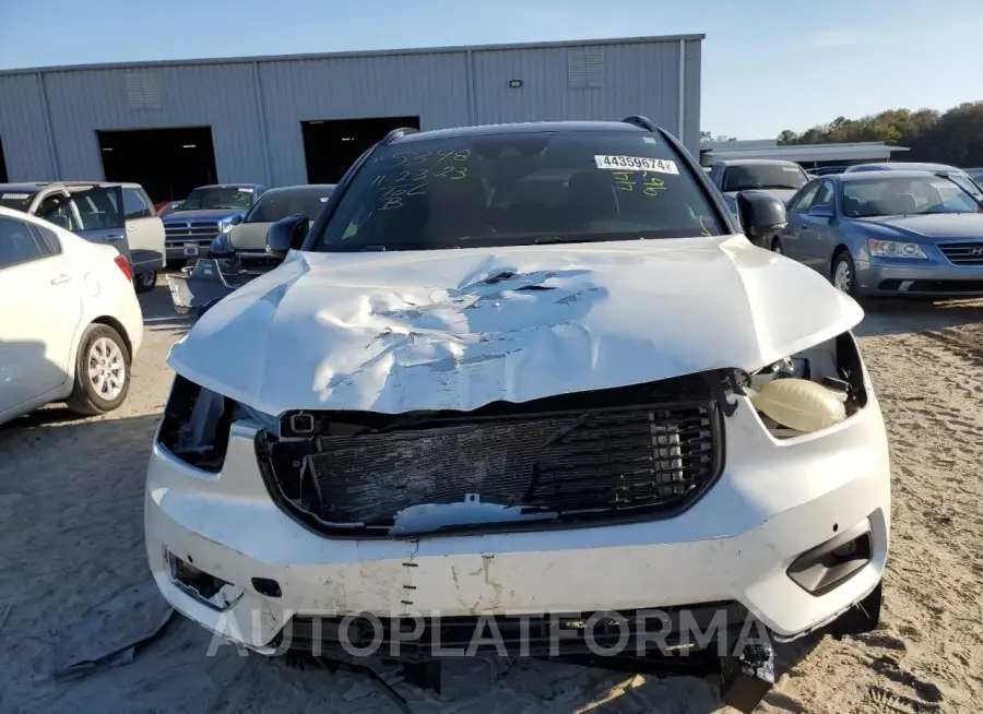 VOLVO XC40 T5 R- 2020 vin YV4162UM3L2243416 from auto auction Copart