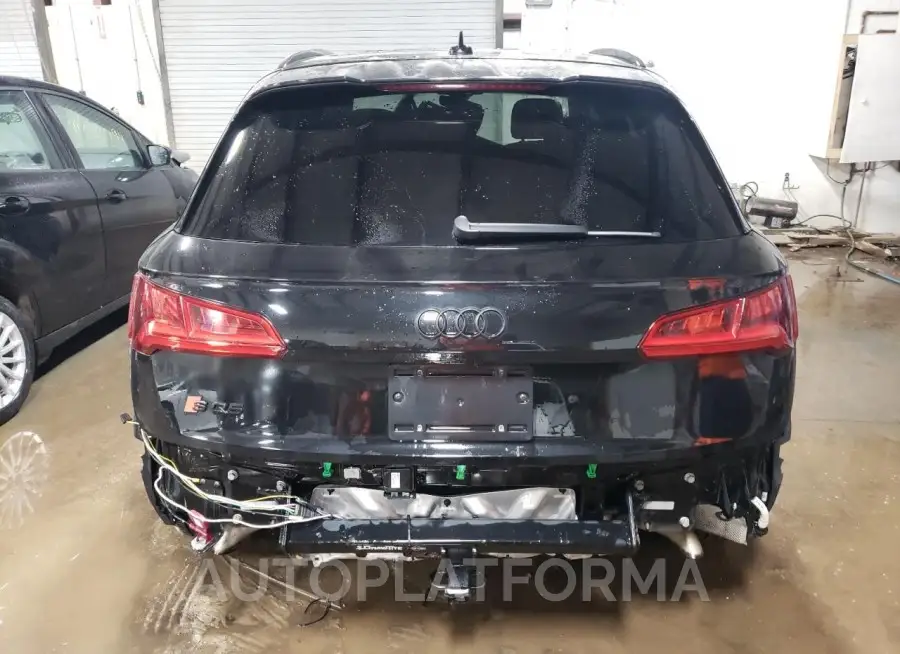 AUDI SQ5 PREMIU 2018 vin WA1A4AFY4J2009182 from auto auction Copart