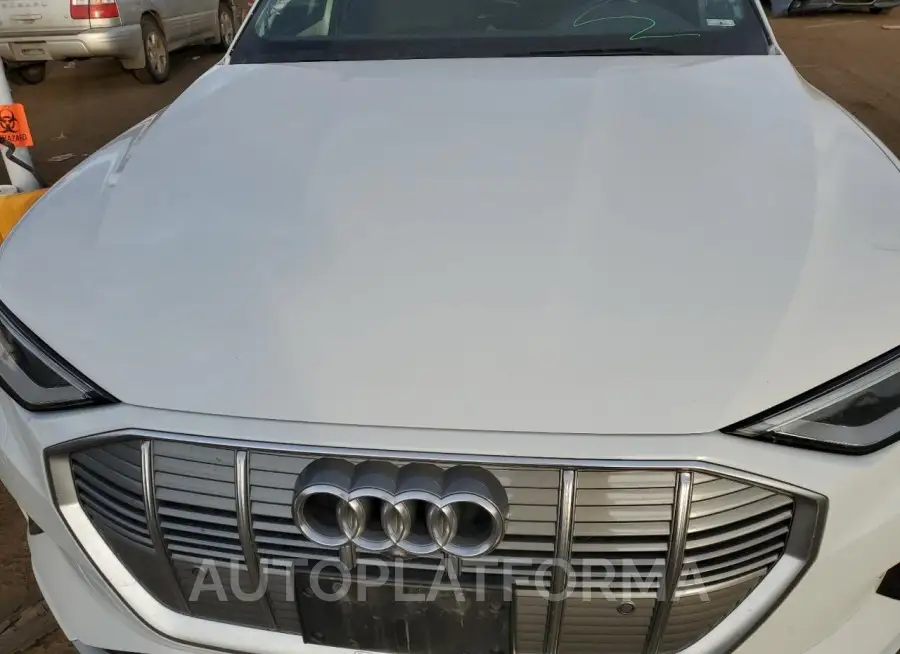 AUDI E-TRON PRE 2019 vin WA1LAAGE1KB021443 from auto auction Copart