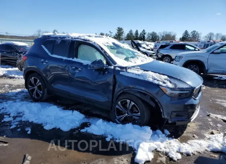 VOLVO XC40 T5 IN 2020 vin YV4162UL1L2260402 from auto auction Copart