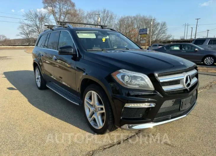 MERCEDES-BENZ GL 550 4MA 2015 vin 4JGDF7DE1FA534976 from auto auction Copart