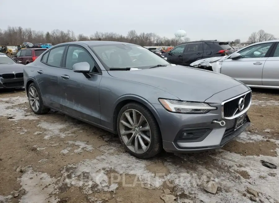 VOLVO S60 T6 MOM 2021 vin 7JRA22TK3MG080934 from auto auction Copart