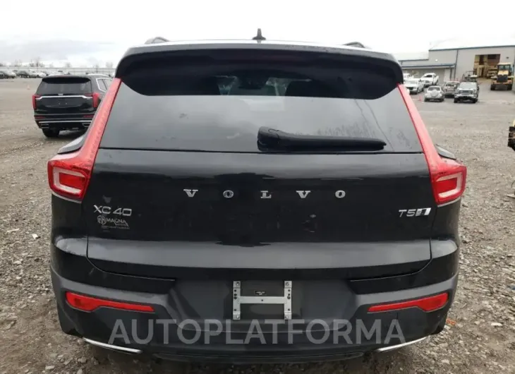 VOLVO XC40 T5 R- 2020 vin YV4162UM7L2332972 from auto auction Copart