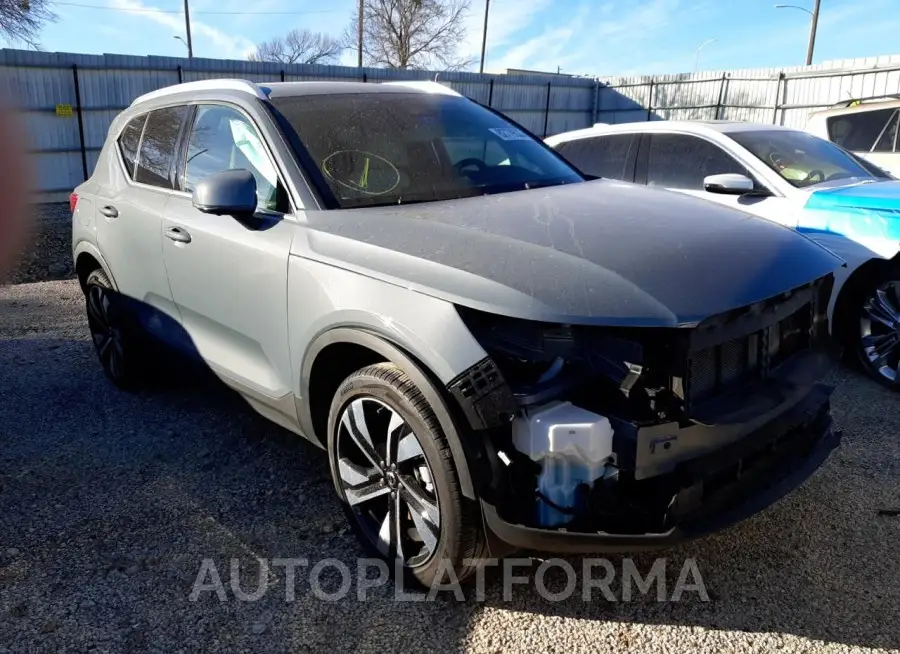 VOLVO XC40 ULTIM 2023 vin YV4L12UA2P2913038 from auto auction Copart